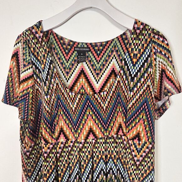 Nina Leonard Chevron Print Dress Size 16 Stretch Knit Short Sleeve Boho - Picture 3 of 7
